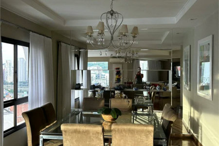 Apartamento à venda com 4 suítes em Real Parque, São Paulo, SP