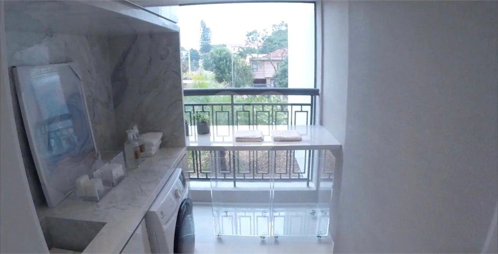 Apartamento à venda com 3 suítes em Jardim Aurélia, São Paulo, SP