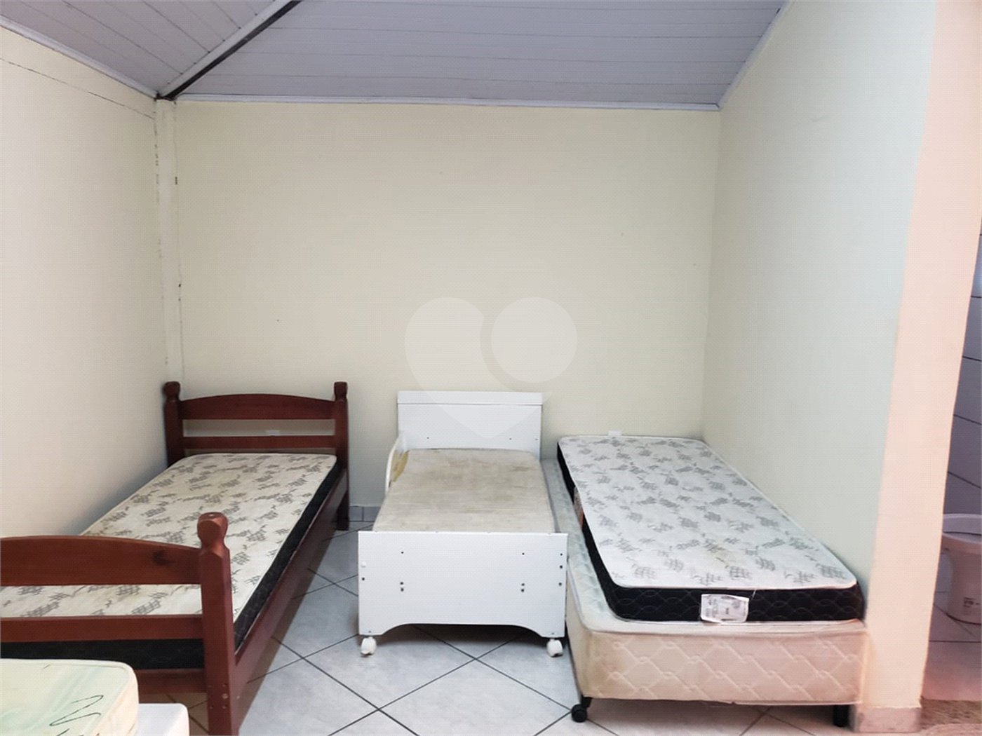 Chácara à venda com 4 quartos, sendo 3 suítes, em Jundiaquara, Araçoiaba da Serra, SP