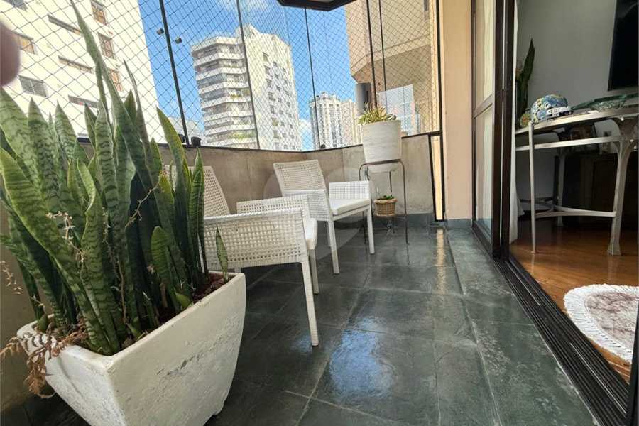 Apartamento à venda com 3 quartos, sendo 1 suíte, em Santana, São Paulo, SP