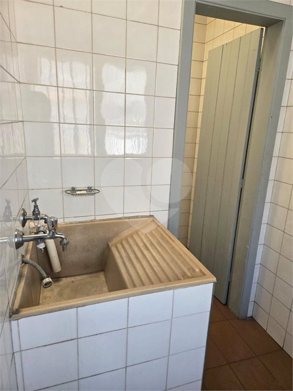 Casa com 244m² , 2 dormitórios , 3 vagas , à venda no Bosque da Saúde.
