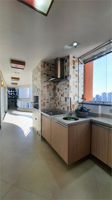 Apartamento à venda com 3 suítes em Jardim Marajoara, São Paulo, SP