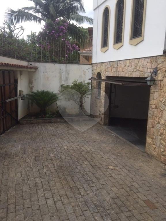 Sobrado à venda com 4 suítes em Tremembé, São Paulo, SP