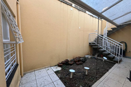 Sobrado à venda com 4 quartos, sendo 1 suíte, em Vila Cordeiro, São Paulo, SP