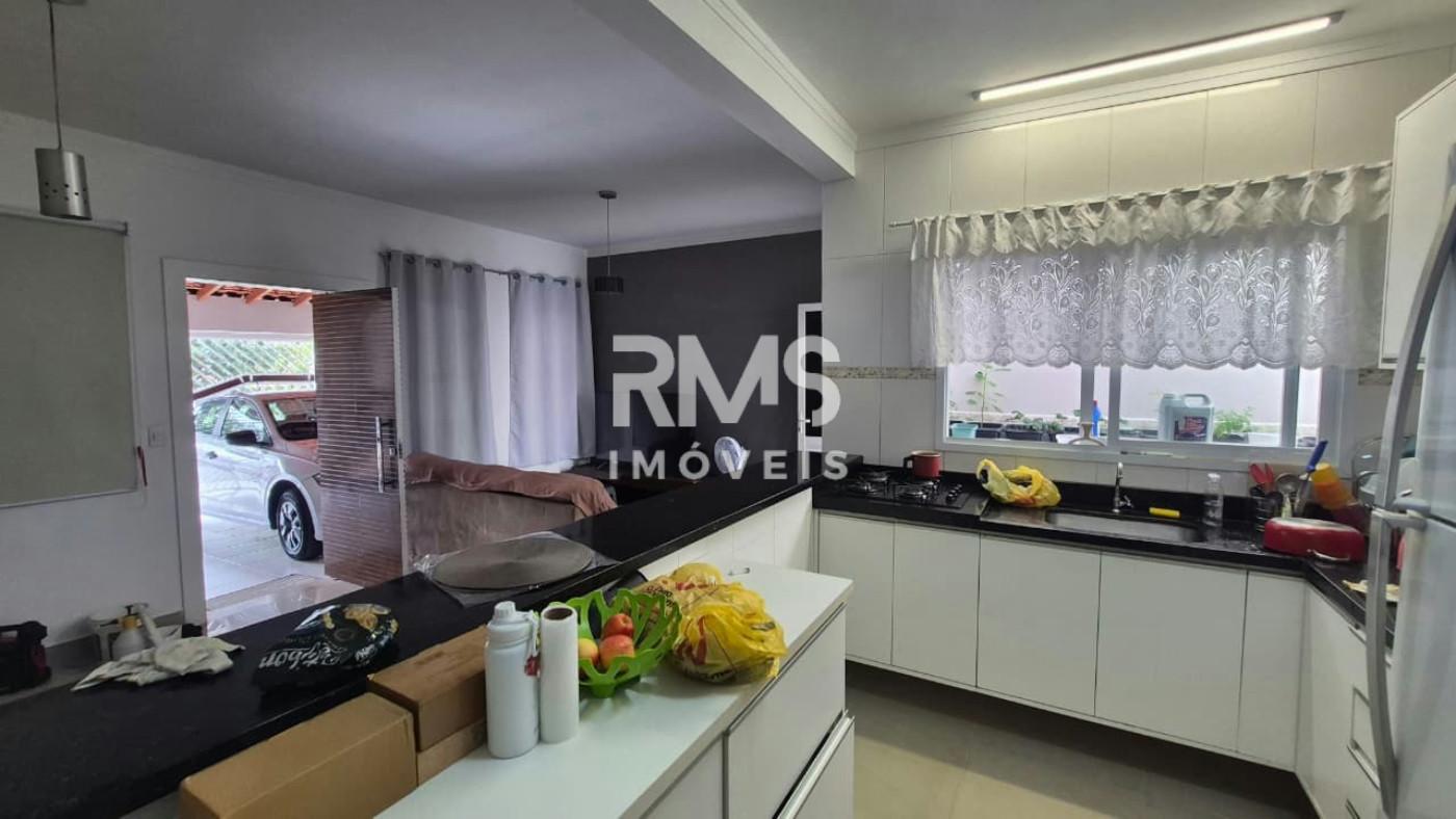 Casa à venda com 3 quartos, sendo 1 suíte,  em São Luiz, Itu, SP
