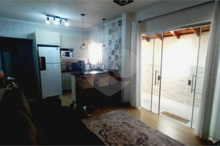 Casa à venda com 2 quartos em Vila Ursulina, Itaquaquecetuba, SP