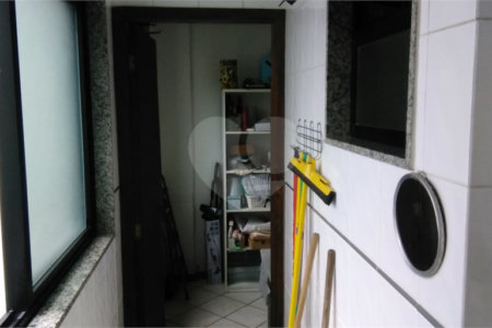 Casa à venda com 4 quartos, sendo 1 suíte, no condomínio Residencial Bom Pastor (casa de Vila)., Rio de Janeiro - RJ