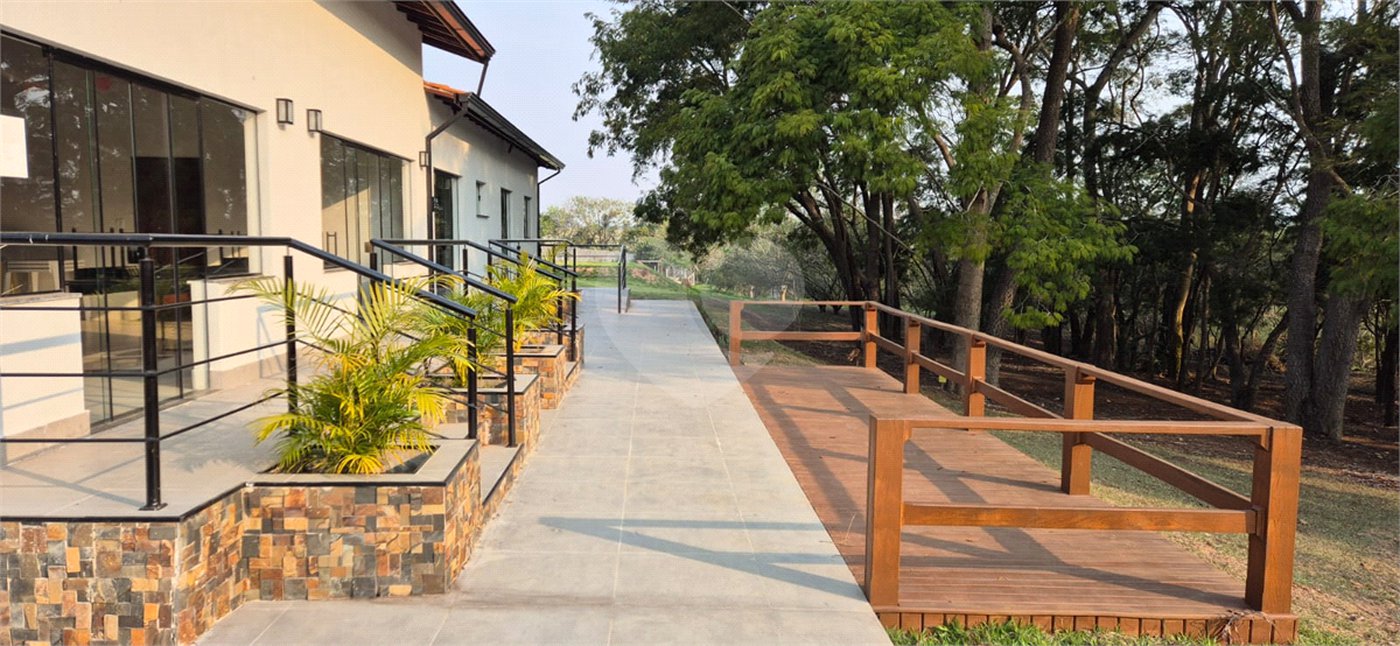 Terreno à venda em Condomínio Residencial Pinheiros do Lago, Alambari, SP