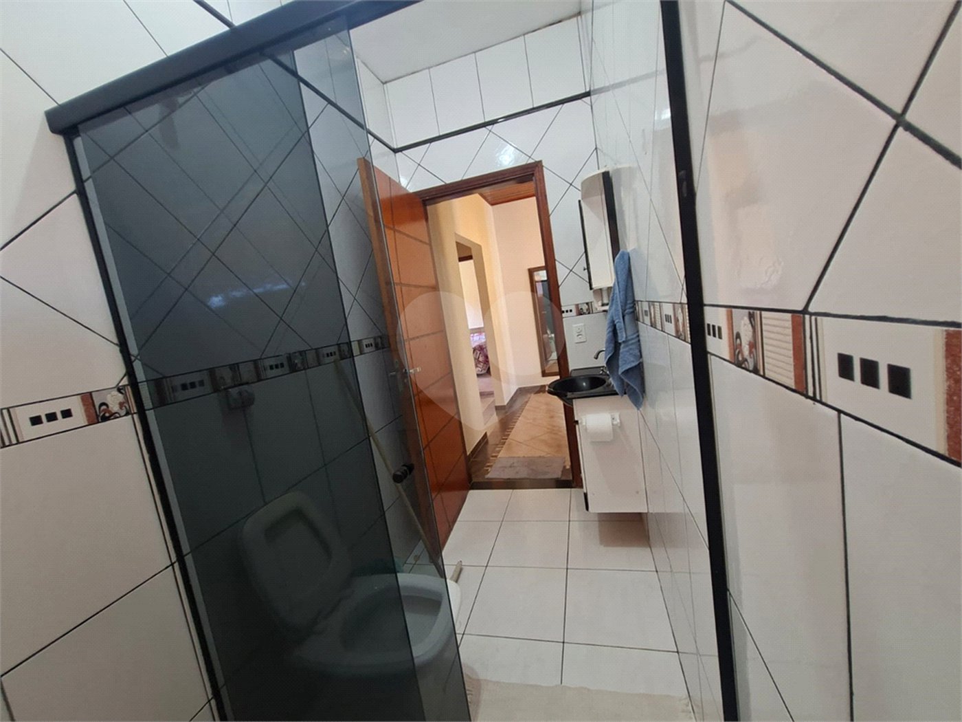 Casa à venda com 3 quartos, sendo 1 suíte,  em Tatetú, Alambari, SP