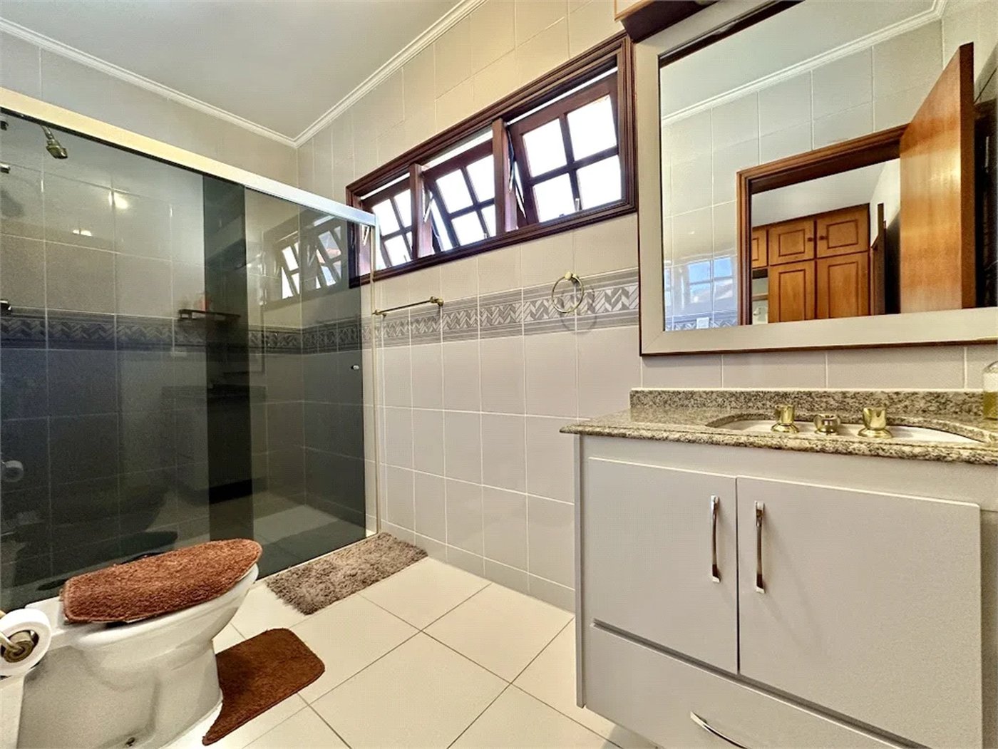 Casa à venda com 5 quartos, sendo 4 suítes, em Parque dos Príncipes, São Paulo, SP