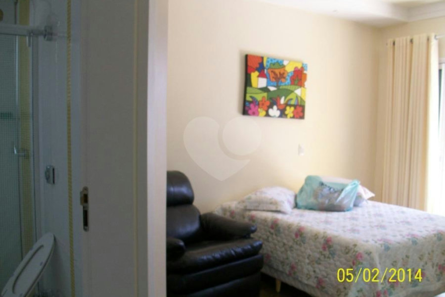 Casa em condomínio à venda com 4 suítes em Horto, São Paulo, SP