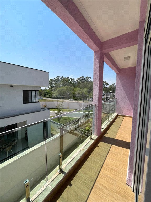 Casa à venda ou para alugar com 3 quartos, sendo 1 suíte, no condomínio Villagio Bella Citta, Mogi das Cruzes - SP