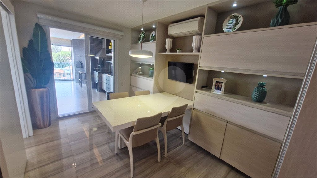 Apartamento à venda com 3 suítes em Santana, São Paulo, SP