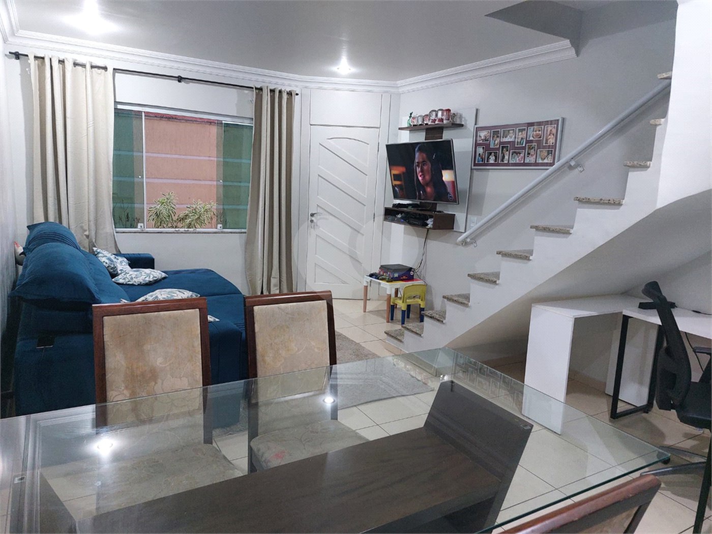 Casa à venda com 2 suítes no condomínio Villa Dell Victor, São Paulo - SP