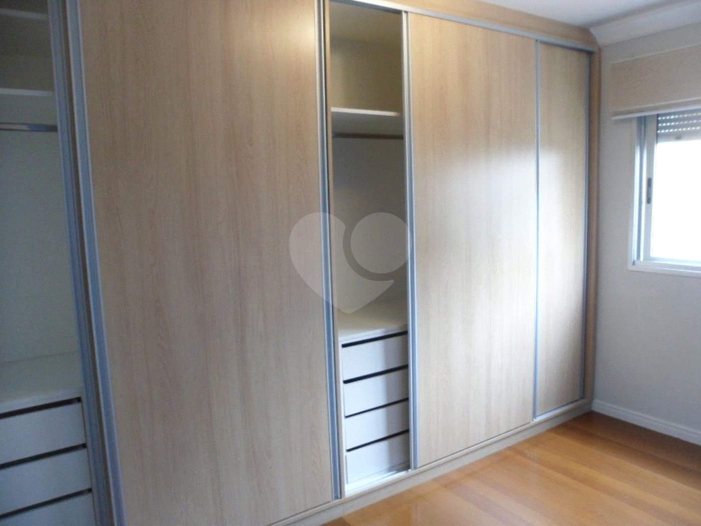 Apartamento à venda com 3 quartos, sendo 1 suíte,  em Santana, São Paulo, SP
