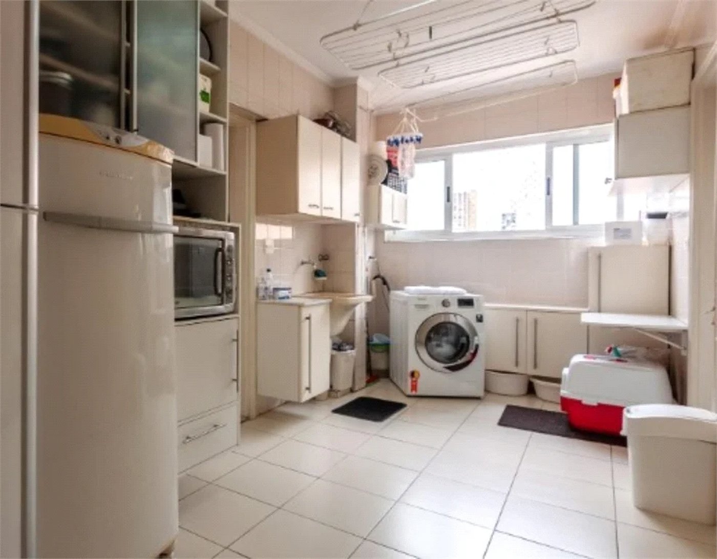 Apartamento à venda com 3 quartos, sendo 1 suíte, em Bela Vista, São Paulo - SP