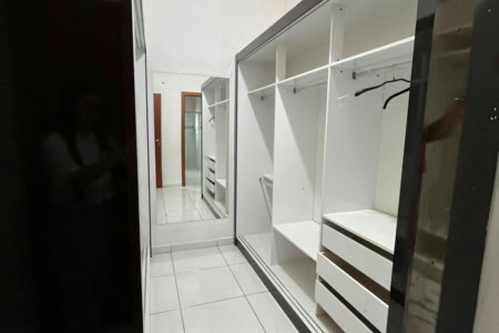 Casa à venda ou para alugar com 3 quartos, sendo 1 suíte,  em Jardim dos Ipes, Três Lagoas, MS
