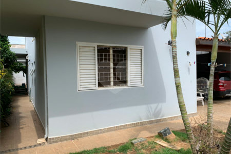 Casa à venda com 3 quartos, sendo 2 suítes, em Jardim Celani, Salto, SP
