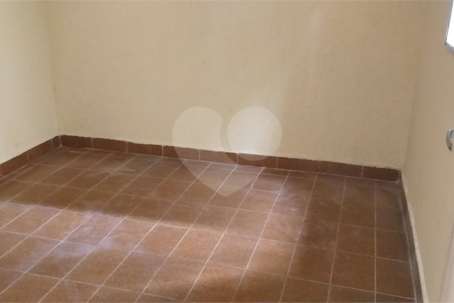 Sobrado à venda com 3 quartos em Água Fria, São Paulo, SP