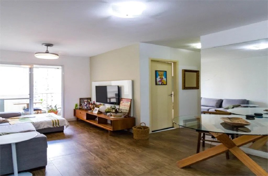 Apartamento à venda com 2 quartos, sendo 1 suíte, em Parque Reboucas, São Paulo, SP