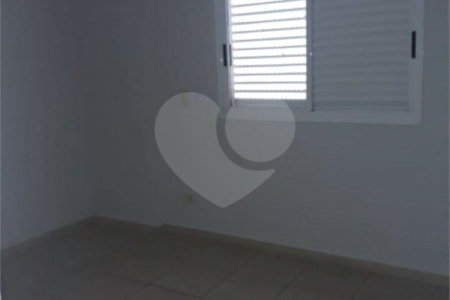 Apartamento à venda com 3 quartos, sendo 1 suíte, em Vila Gustavo, São Paulo, SP