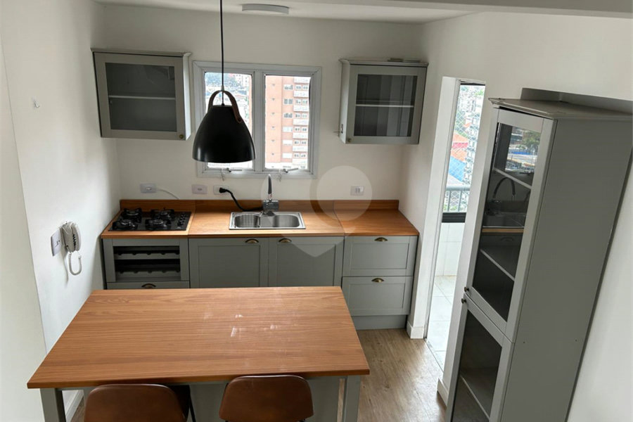 Apartamento à venda com 2 suítes em Pinheiros, São Paulo, SP