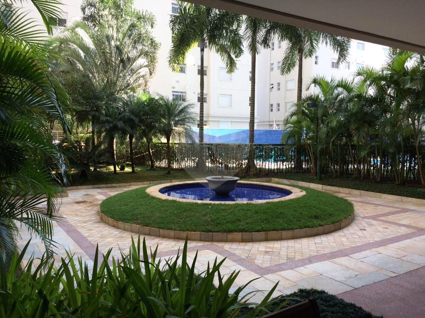 Apartamento à venda com 3 suítes em Campo Belo, São Paulo, SP