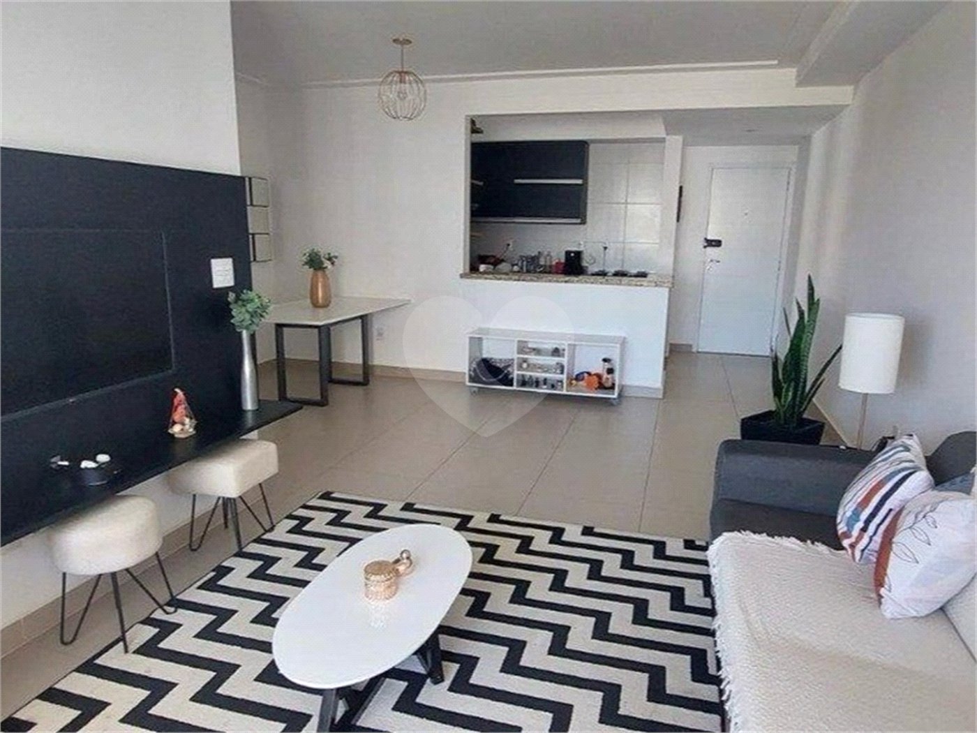 Apartamento à venda com 3 quartos, sendo 1 suíte, em Parque Campolim, Sorocaba, SP