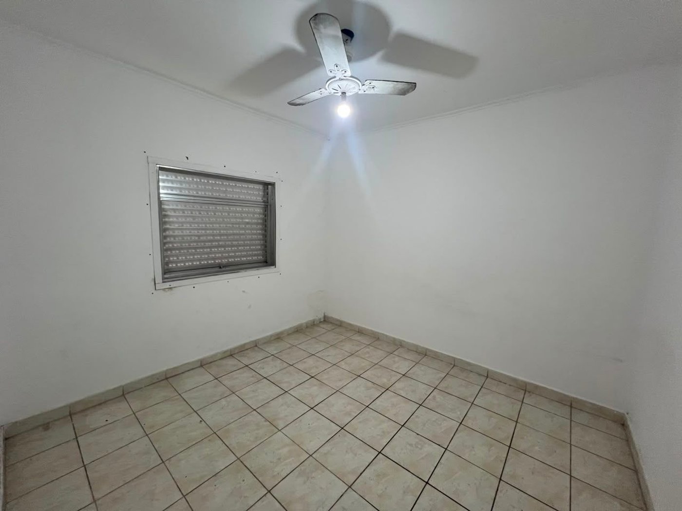Apartamento com 3 dormitórios à venda, 72 m² por R$ 315.000 - Aparecida BNH- Santos/SP