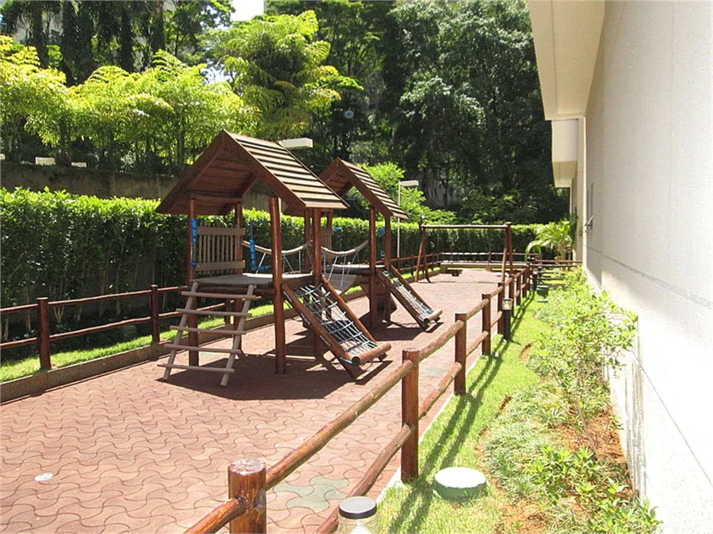 Apartamento à venda com 3 suítes em Jardim Londrina, São Paulo, SP