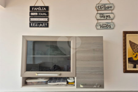Casa à venda com 4 quartos, sendo 1 suíte, no condomínio Residencial Alto da Lapa II, São Paulo - SP