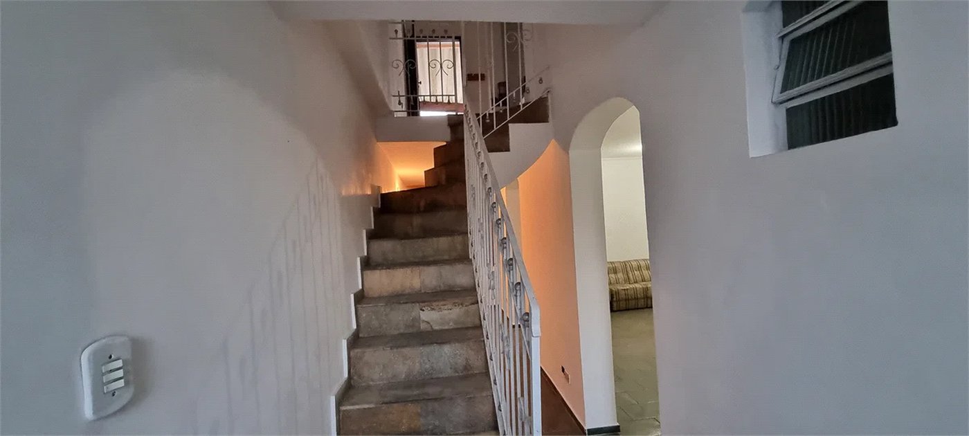 Casa à venda com 3 quartos, sendo 1 suíte, em Jardim Rosa Maria, São Paulo, SP