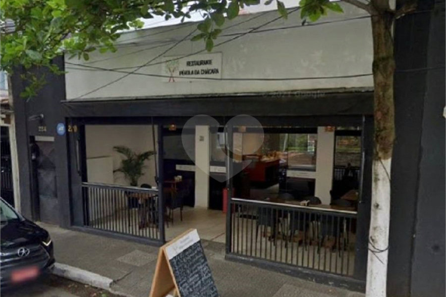 Sobrado à venda com 12 quartos em Freguesia do Ó, São Paulo, SP