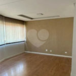 Apartamento à venda com 3 quartos, sendo 1 suíte, em Jardim Augusta, São José dos Campos, SP