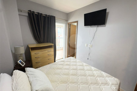 Apartamento à venda com 2 quartos, sendo 1 suíte,  em Boqueirão, Praia Grande, SP