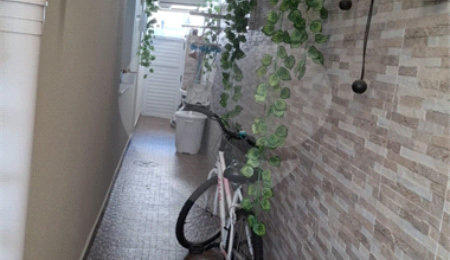 Casa à venda com 3 suítes no condomínio Villa das Flores, Mogi das Cruzes - SP