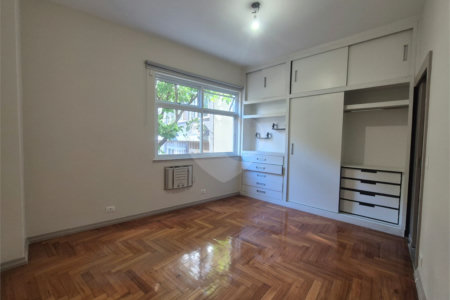 Apartamento à venda com 3 quartos, sendo 1 suíte, em Tijuca, Rio de Janeiro, RJ