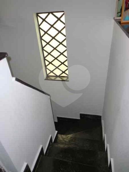 Casa à venda com 3 quartos, sendo 1 suíte,  em Jardim Londrina, São Paulo, SP
