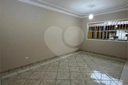 Sobrado à venda com 3 quartos, sendo 1 suíte, em Vila Piauí, São Paulo, SP