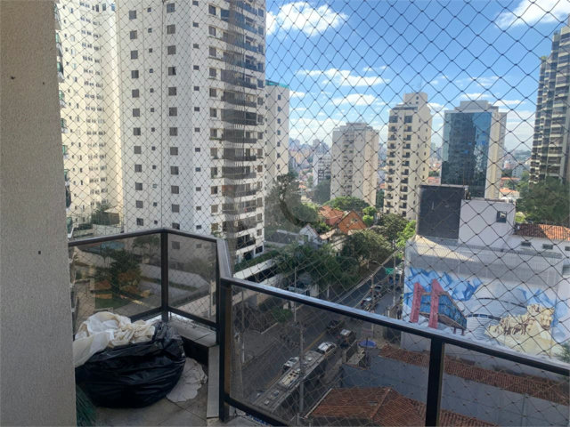 Apartamento à venda com 3 quartos, sendo 1 suíte,  em Santana, São Paulo, SP