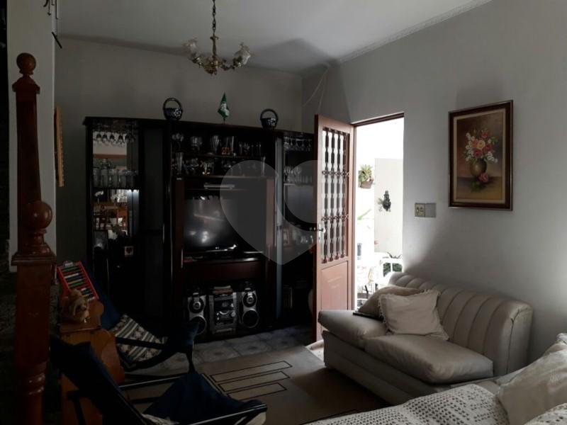 Sobrado à venda com 3 quartos, sendo 1 suíte, em Tremembé, São Paulo, SP