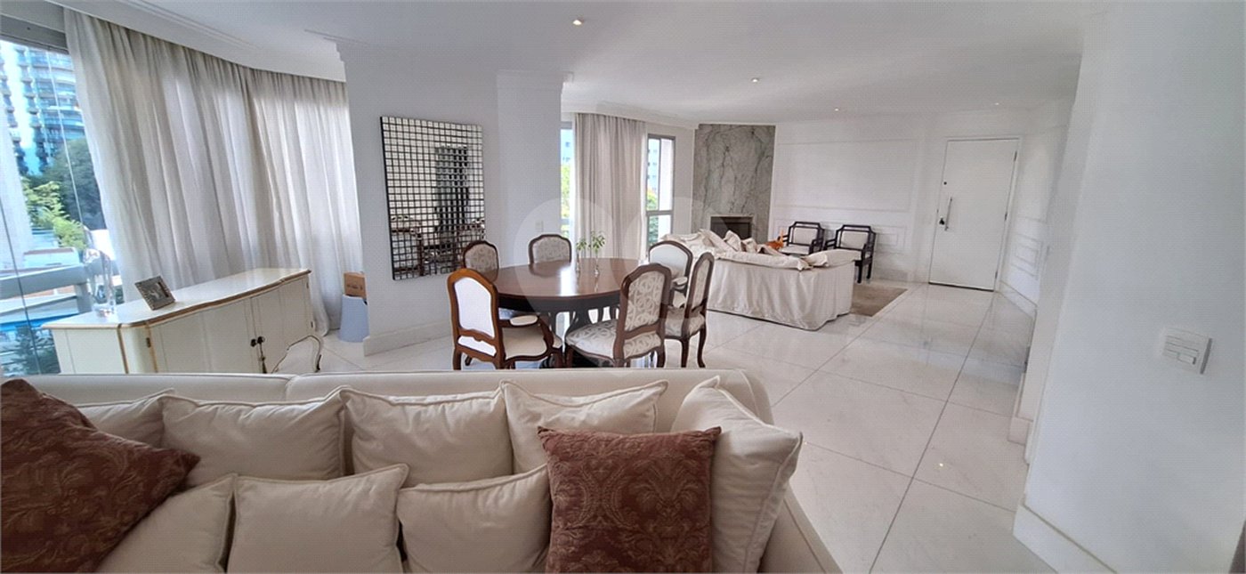 Apartamento à venda com 3 quartos, sendo 1 suíte, em Planalto Paulista, São Paulo, SP