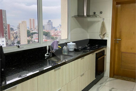 Apartamento à venda com 3 suítes em Vila Bastos, Santo André, SP