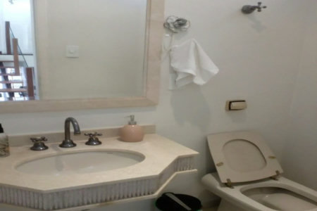 Casa à venda com 3 quartos, sendo 1 suíte, em Butantã, São Paulo, SP