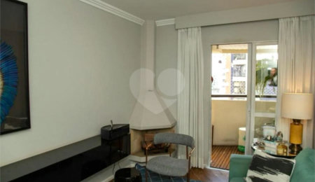 Apartamento à venda com 3 quartos, sendo 1 suíte,  em Brooklin Paulista, São Paulo, SP