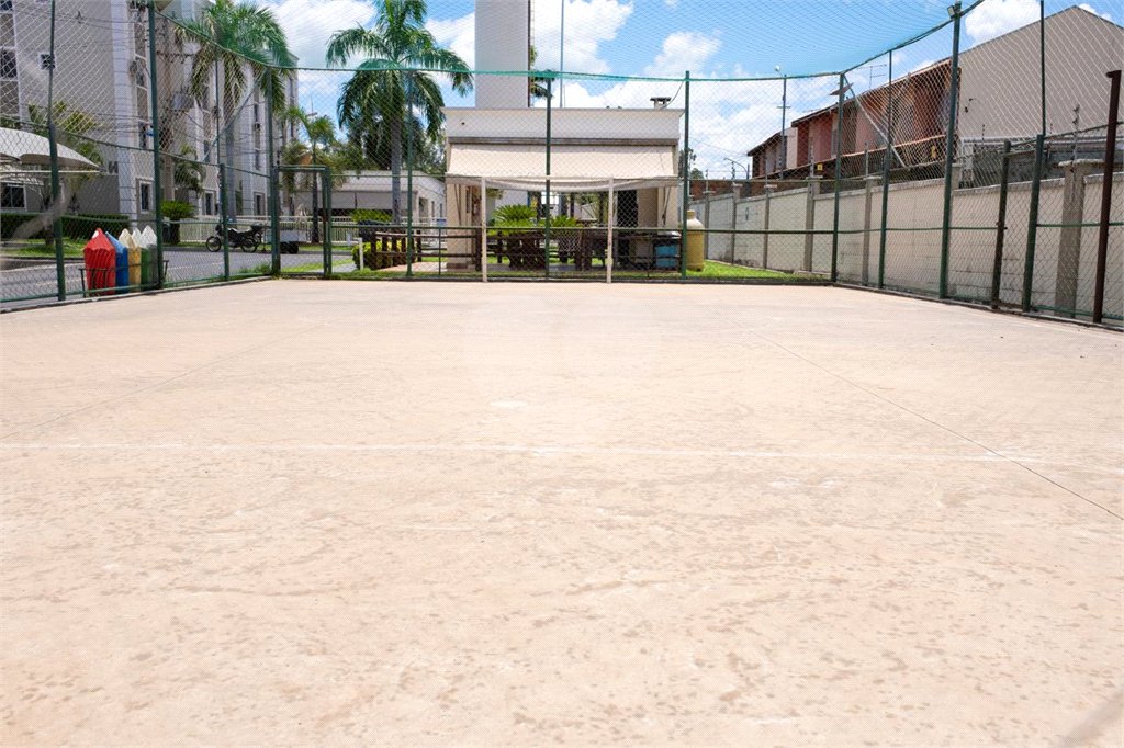 Apartamento à venda com 2 quartos em Coxipó, Cuiabá, MT