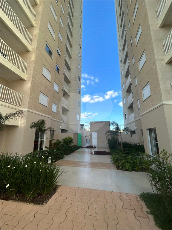 Apartamento à venda com 2 quartos, sendo 1 suíte, em Jardim Santo Antônio, Valinhos, SP