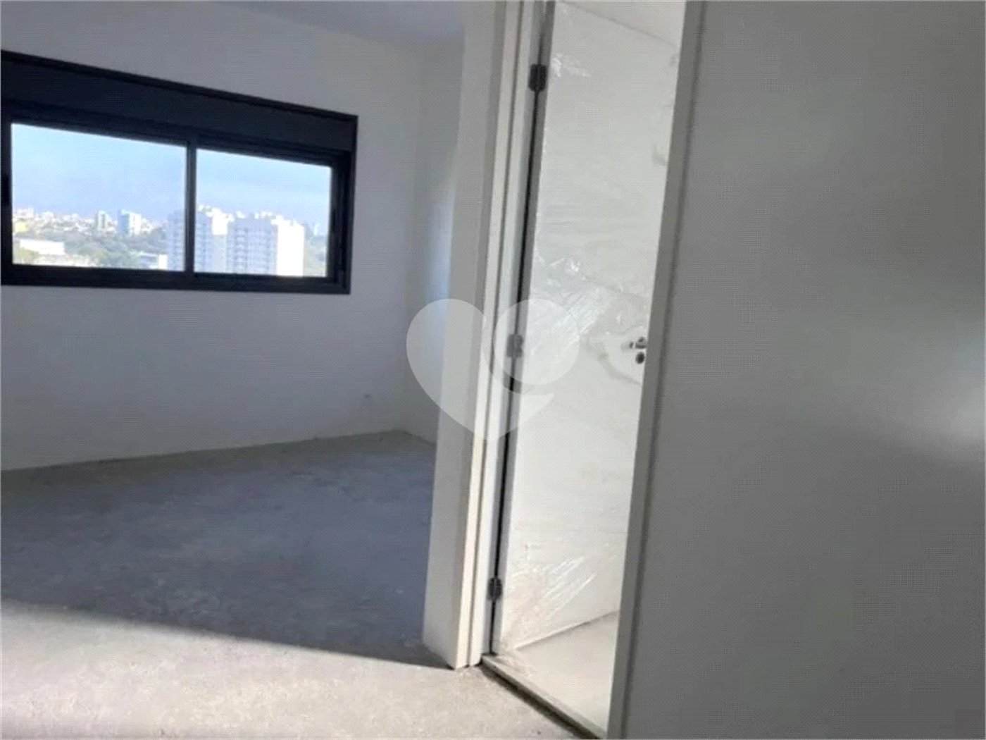 Apartamento à venda com 3 quartos, sendo 1 suíte,  em Vila Independência, São Paulo, SP