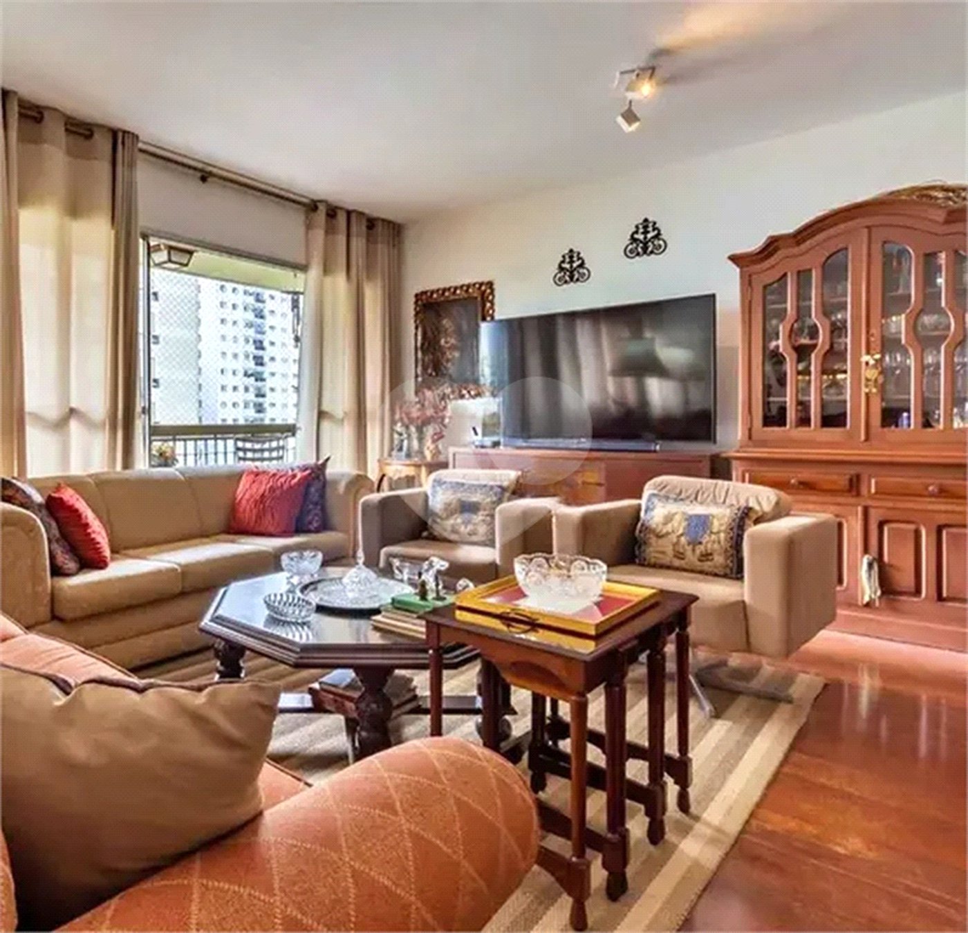 Apartamento à venda com 3 quartos, sendo 1 suíte, em Vila Andrade, São Paulo, SP