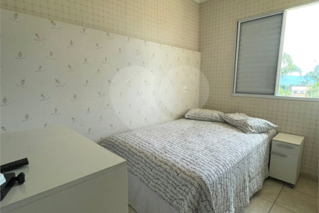 Casa à venda com 3 quartos, sendo 1 suíte,  no condomínio Montpellier, Mogi das Cruzes - SP